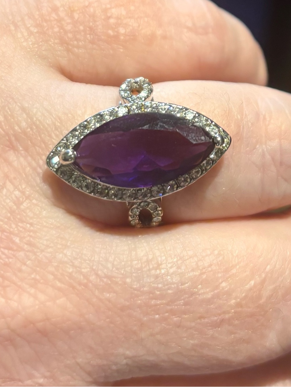 2/ $20 Y2K Ring